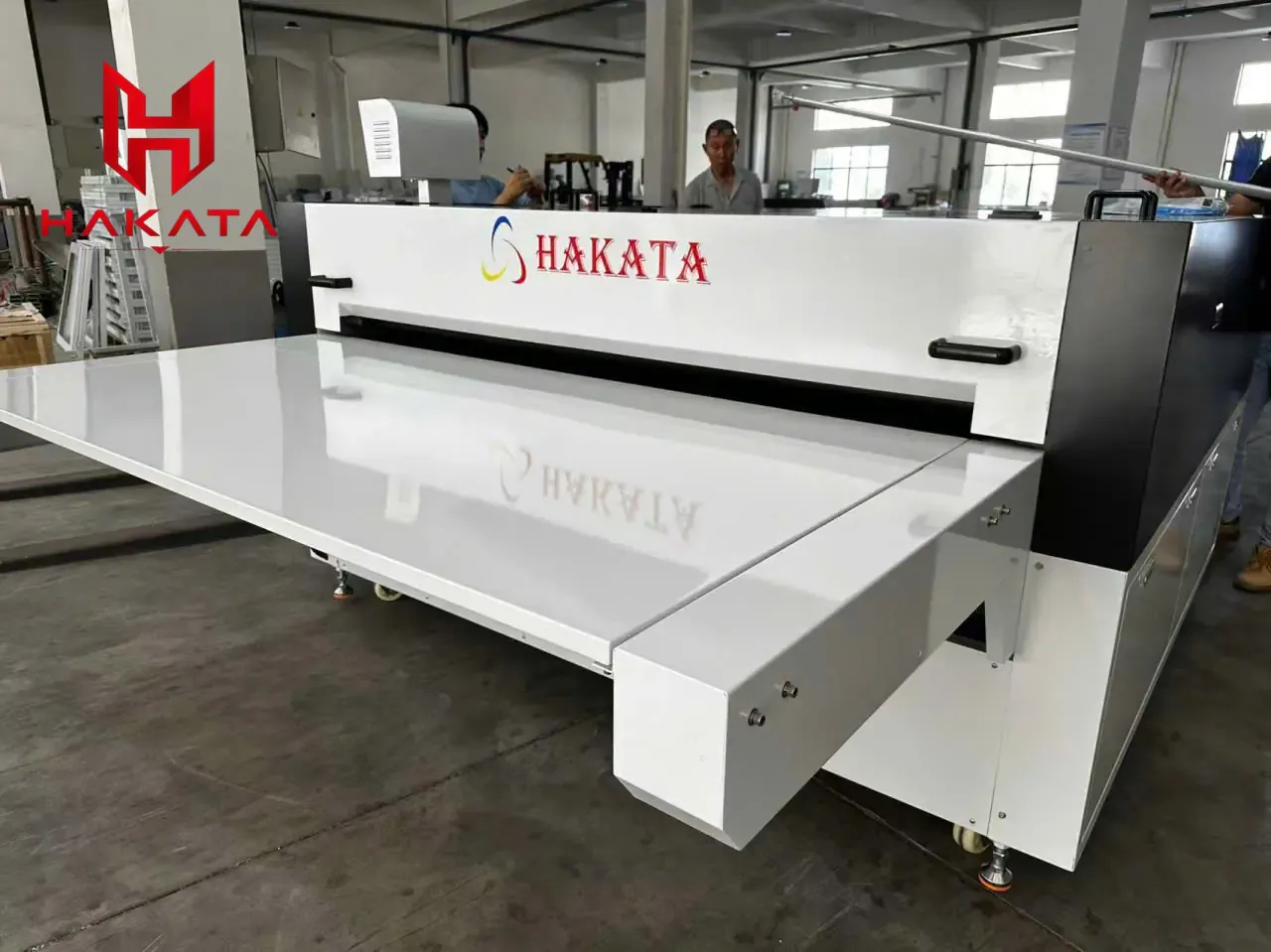 Máy Cắt Vải Tự Động HAKATA – Giải Pháp Cắt Vải Chính Xác, Nâng Cao Hiệu Quả Sản Xuất